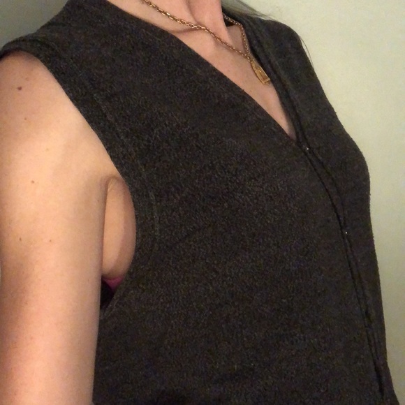 Geoffrey Beene •Super Soft Button-Up Vest - Picture 10 of 11